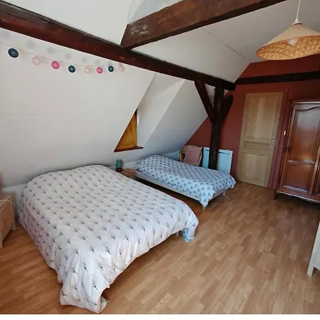 Familiale Avec Piscine Hunawihr, Proche De Ribeauville Et Colmar 우나비르