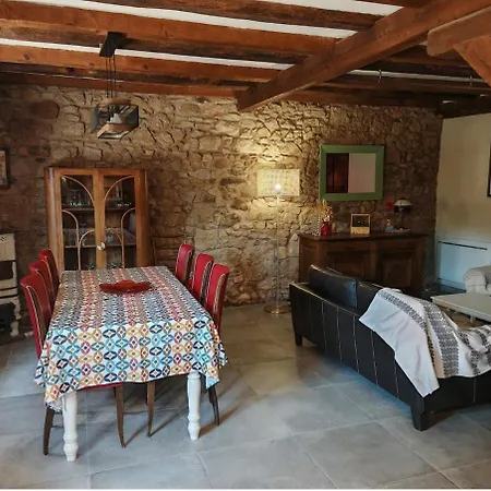 Familiale Avec Piscine Hunawihr, Proche De Ribeauville Et Colmar 우나비르