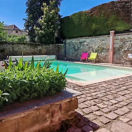 Familiale Avec Piscine Hunawihr, Proche De Ribeauville Et Colmar 펜션 *